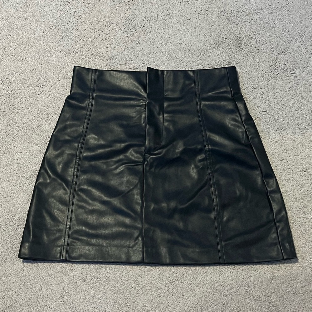 Zara Black Faux Leather Pencil Skirt